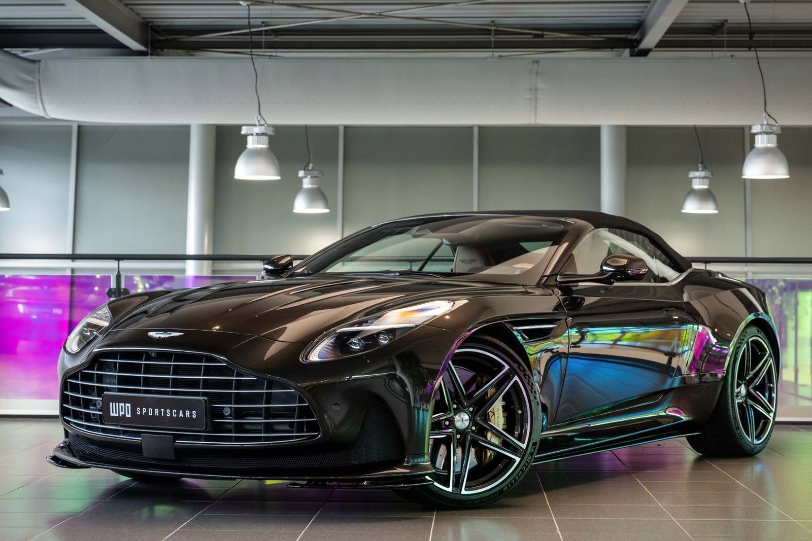 Aston Martin DB12 VOLANTE 4.0 V8 imagem 3