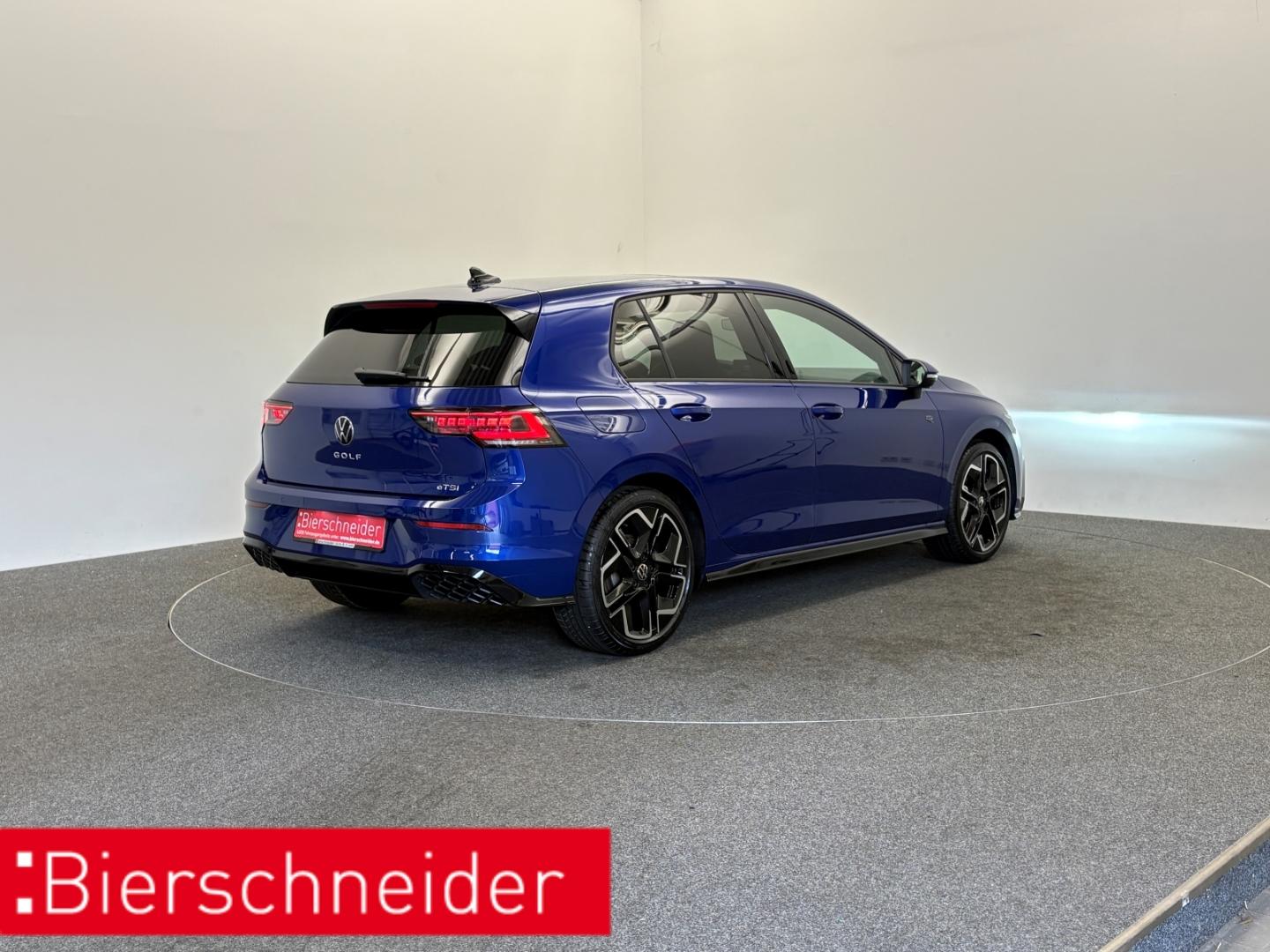 Volkswagen Golf 8 1.5 eTSI DSG R-Line IQ-LIGHT DIGITAL PRO, миниатюра 6