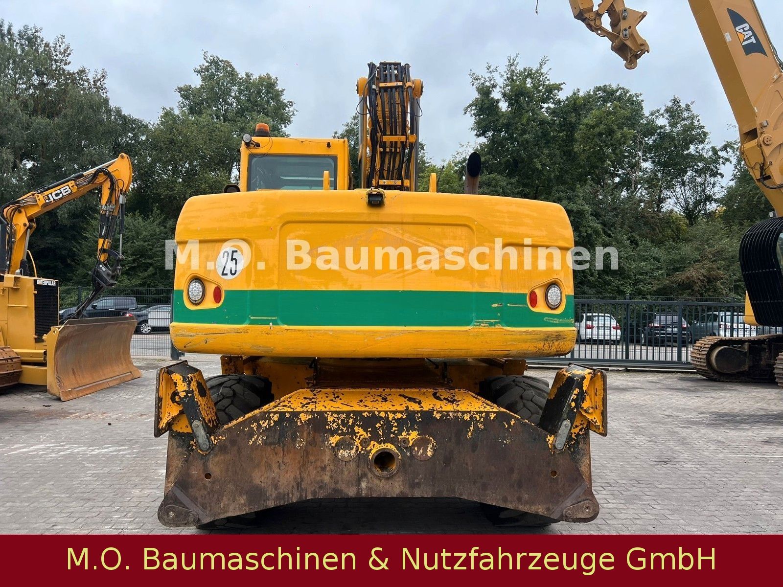 Fahrzeugabbildung CAT CATERPILLAR M 316 D