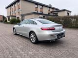 Mercedes-Benz E 300 Avantgarde TOP GEPFLEGT - Mercedes-Benz E 300 mit Benzin-Antrieb: Cabrio