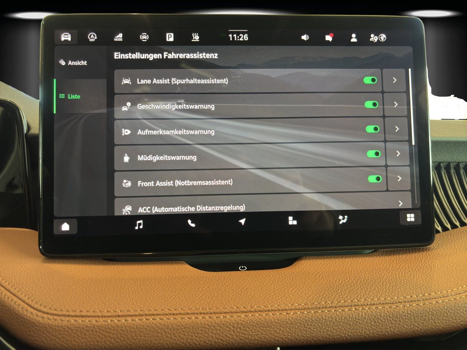 Fahrzeugabbildung SKODA Superb Combi L&K 2,0 TDI 142 kW DSG 4x4