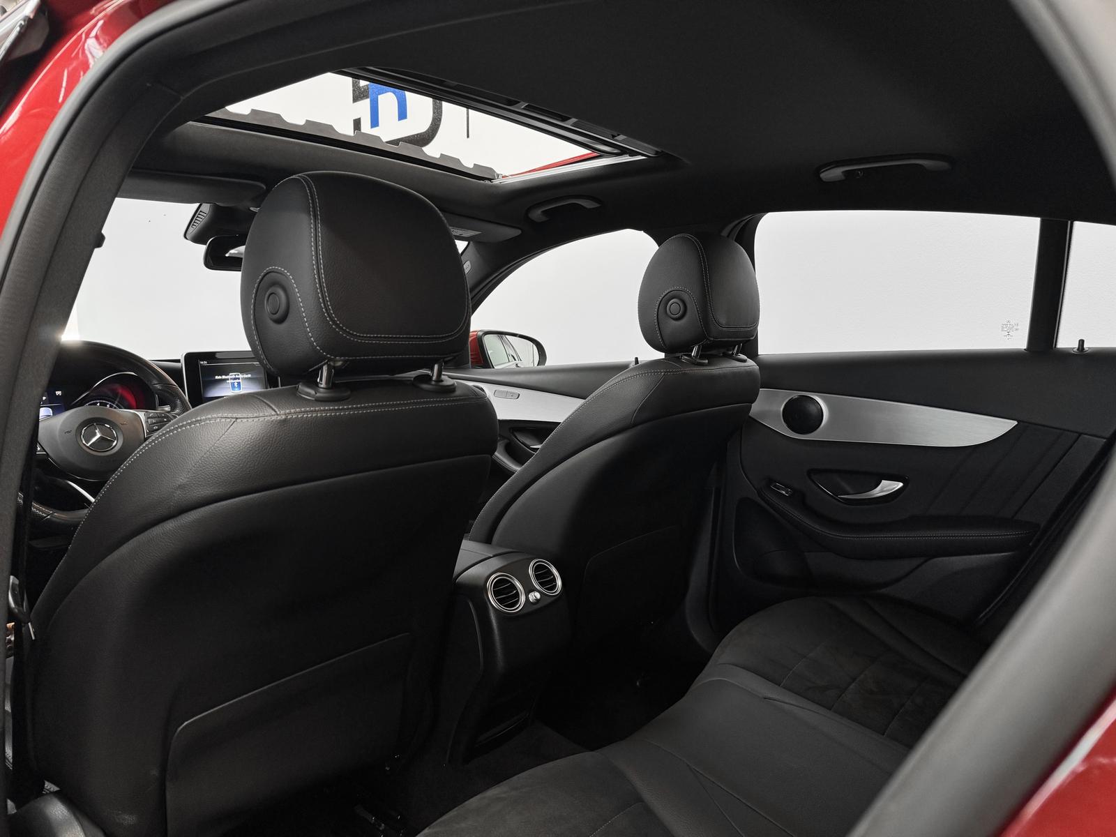 Mercedes-Benz GLC 300 Coupe 4Matic AMG *S-Dach*Distronic+*Kam*