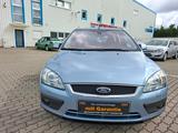 Ford Focus Turnier Ghia / TÜV Neu - Ford Focus: Ghia