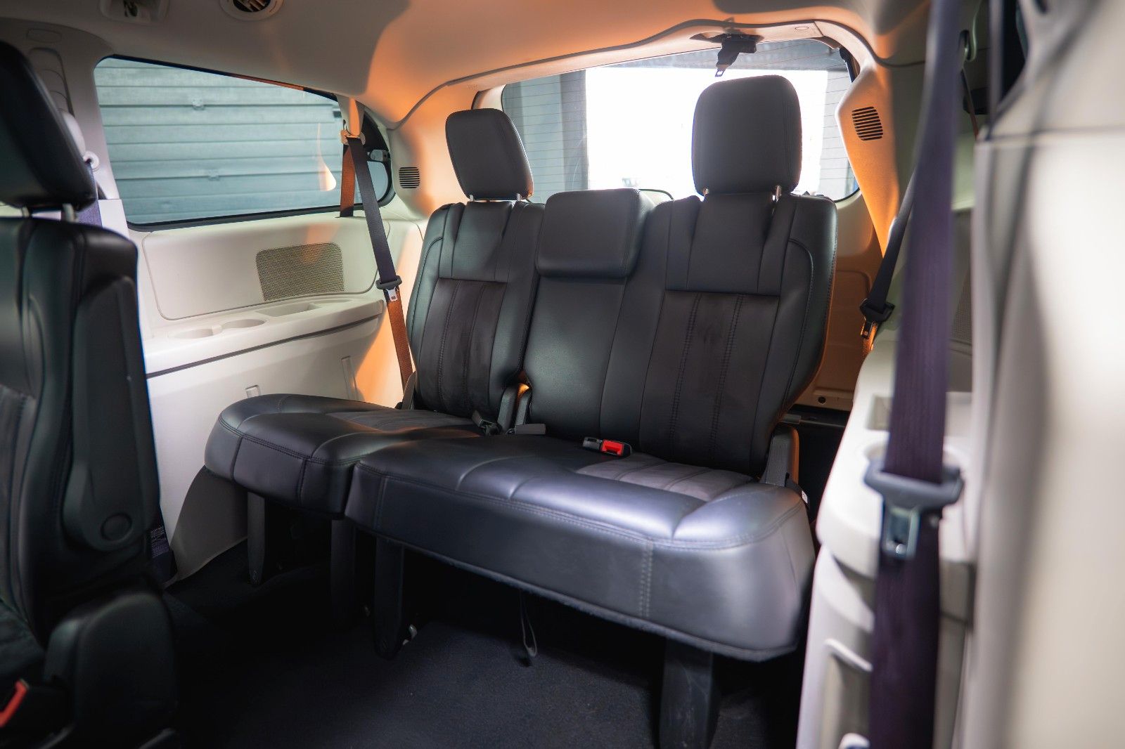 Fahrzeugabbildung Dodge Grand Caravan 3.6 V6 SXT LPG *7 Sitze*TV*Kamera*