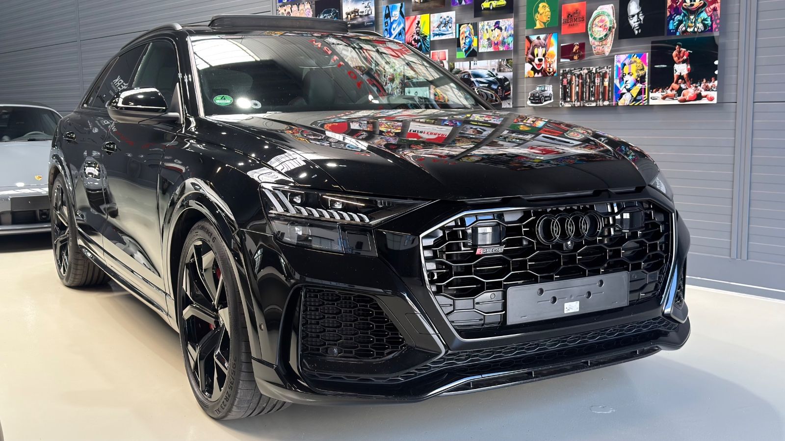 AUDI RSQ8 Hauptfoto