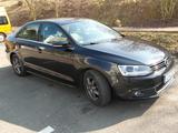 Volkswagen Jetta 1.6 TDI Trendline - Volkswagen Jetta aus 2011: Trendline