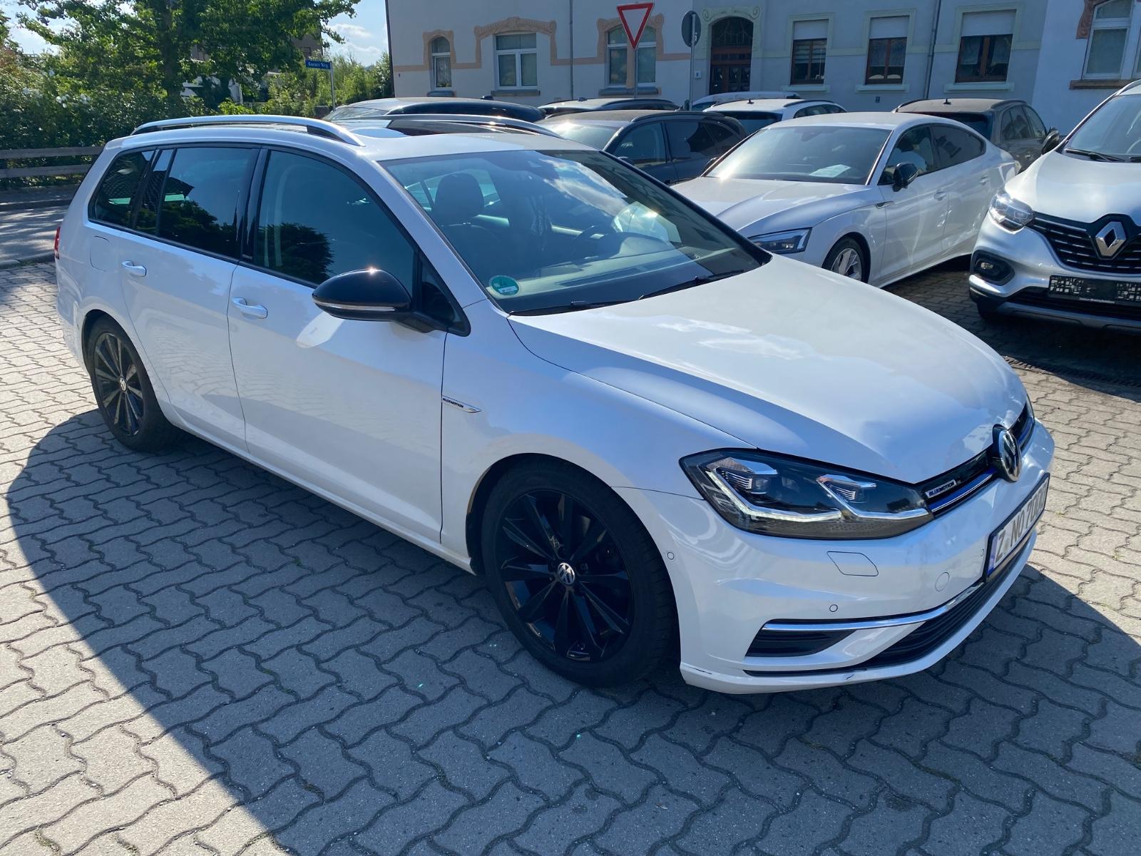 Volkswagen Golf VII Variant IQ.DRIVE Pano