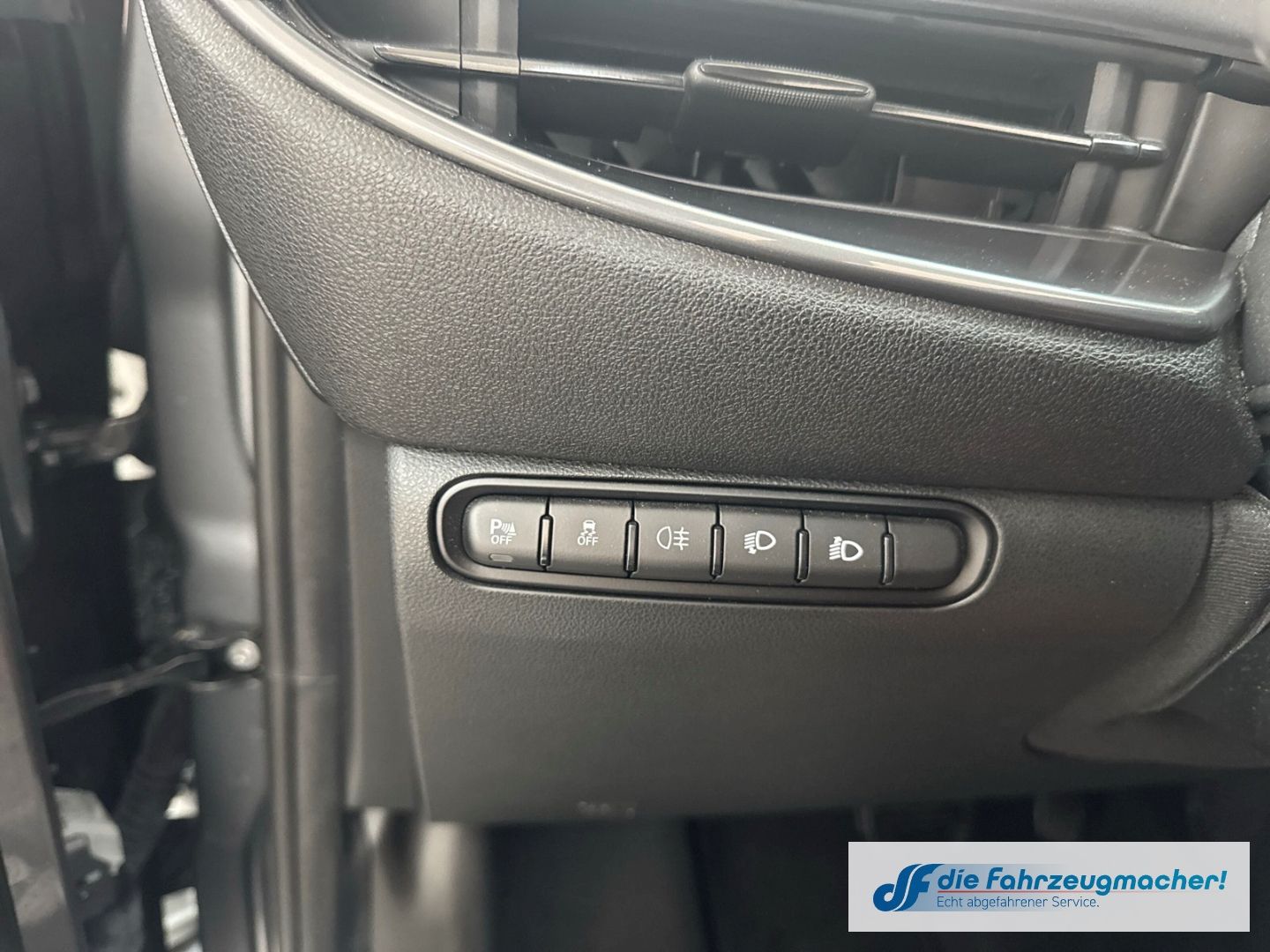 Fahrzeugabbildung Fiat 500 e CABRIO Sitzhzg CarPlay Kamera Klimaautom F