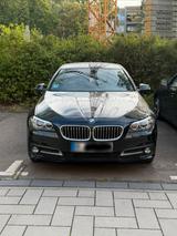 BMW F10 520i - BMW 520: F10