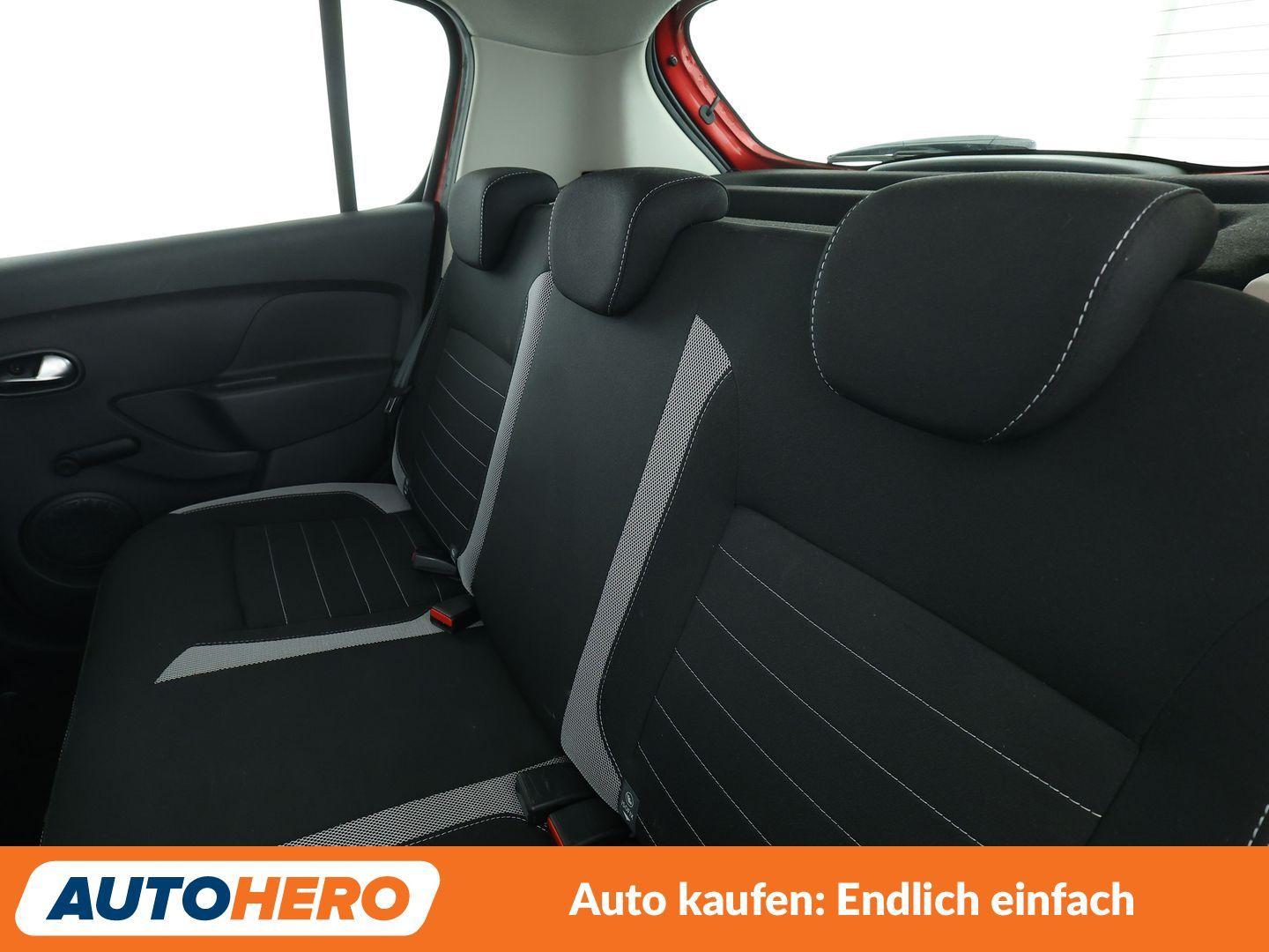 Dacia Sandero 0.9 TCe Stepway Celebration Aut.*NAVI*