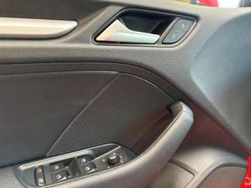 Audi A3 *Sportback*Tempo*Navi*AHK*Xenon*2-Zonen*