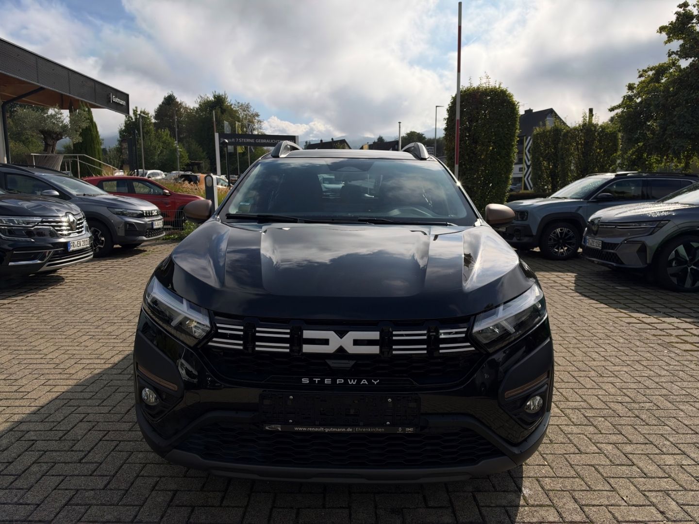 Fahrzeugabbildung Dacia Sandero III Stepway Extreme 1.0 TCe 110 EU6e LED