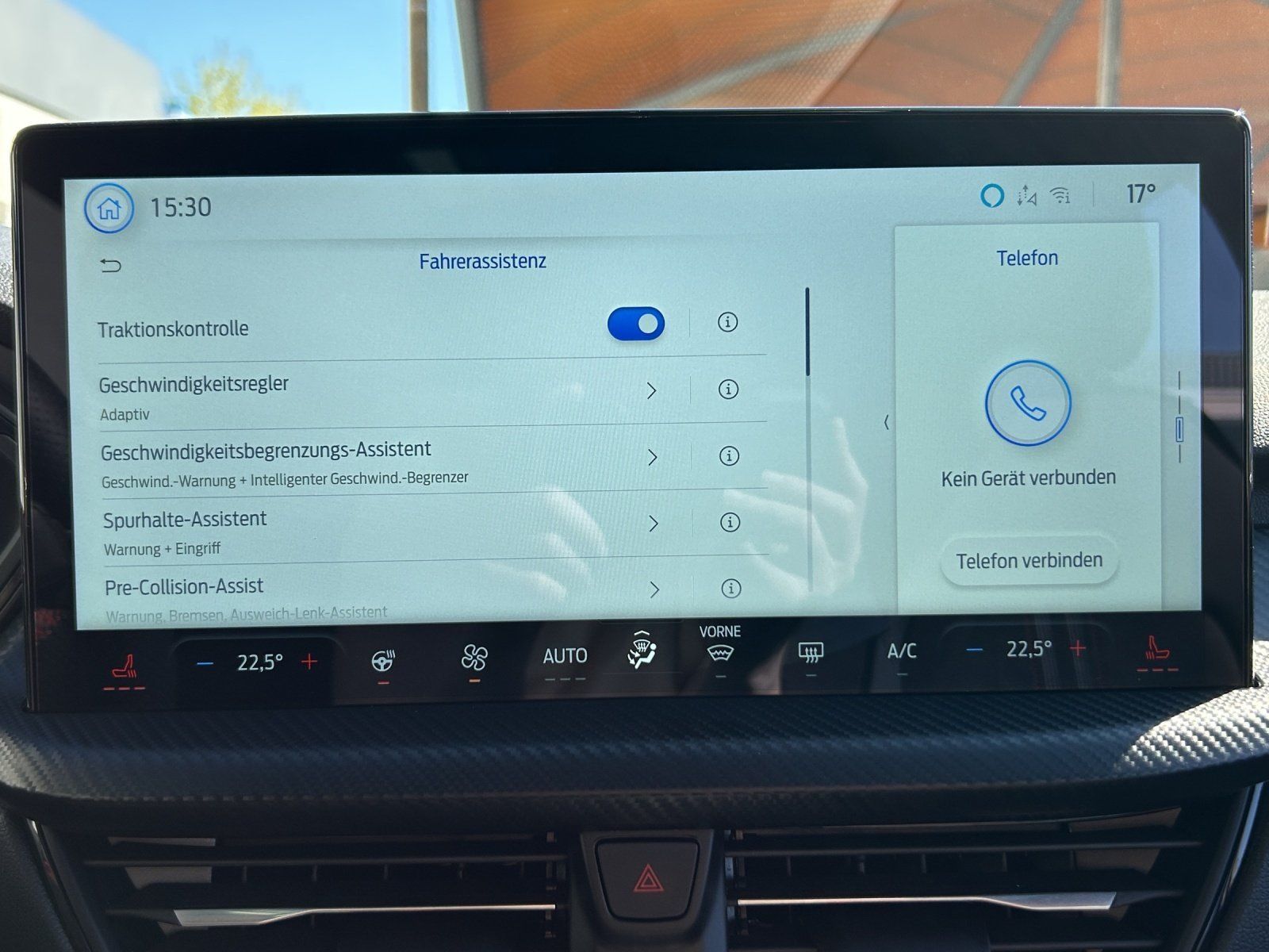 Fahrzeugabbildung Ford Kuga 1.5 ST-Line X LED/ACC/KAMERA/PANO/AHK/SHZ/