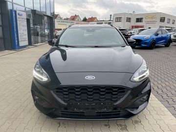 Fahrzeugabbildung Ford Focus ST-Line  LED, elek. Heckkl., Abstandstemp.