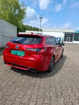 Toyota Corolla 2,0 Hybrid Team Deutsch Touring Spor... - gebrauchte Toyota Corolla aus dem Jahr 2022