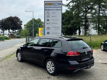 Volkswagen Golf - 4