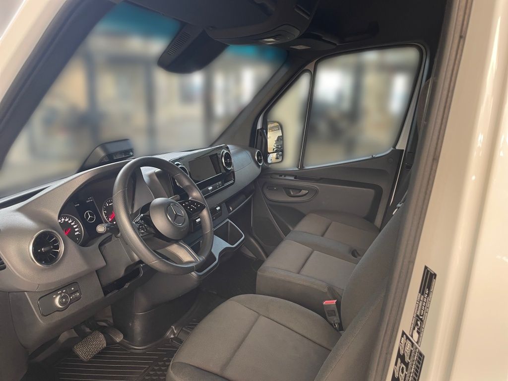 Fahrzeugabbildung Mercedes-Benz Sprinter 317 Kasten PRO L3H2 2,8t AHK Navi MOPF