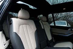 BMW X7 M60 – 25 / 35