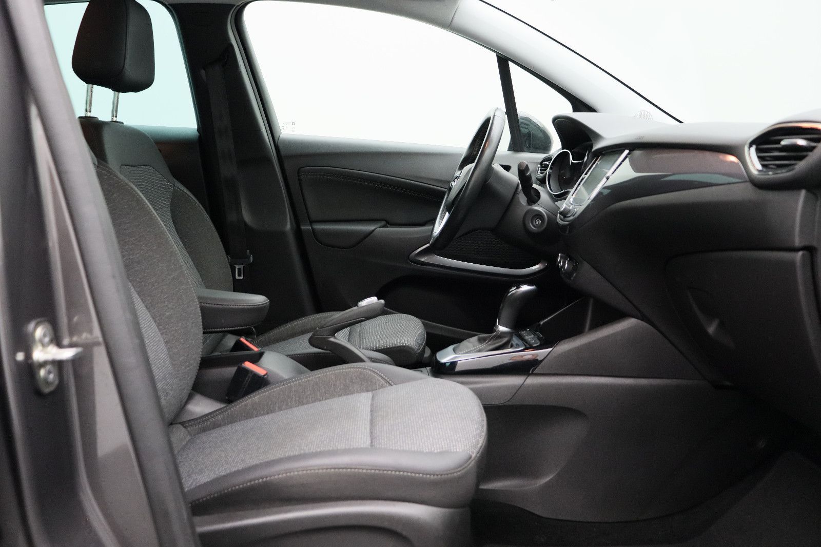 Fahrzeugabbildung Opel Crossland 1.2 (X) Elegance