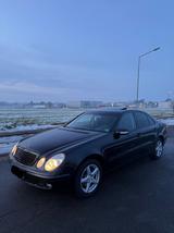 Mercedes-Benz E 200 KOMPRESSOR CLASSIC Classic - gebrauchte Mercedes-Benz E-Klasse aus dem Jahr 2006