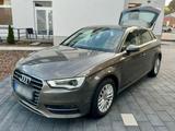 Audi A3 1.8 TFSI QUATTRO - Audi A3 mit Benzin-Antrieb: Kleinwagen, 1.8