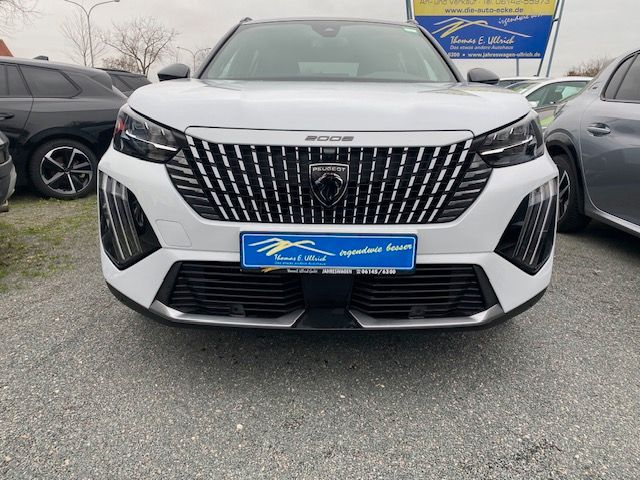 Fahrzeugabbildung Peugeot 2008 GT MildHybrid 145 e-DSC6