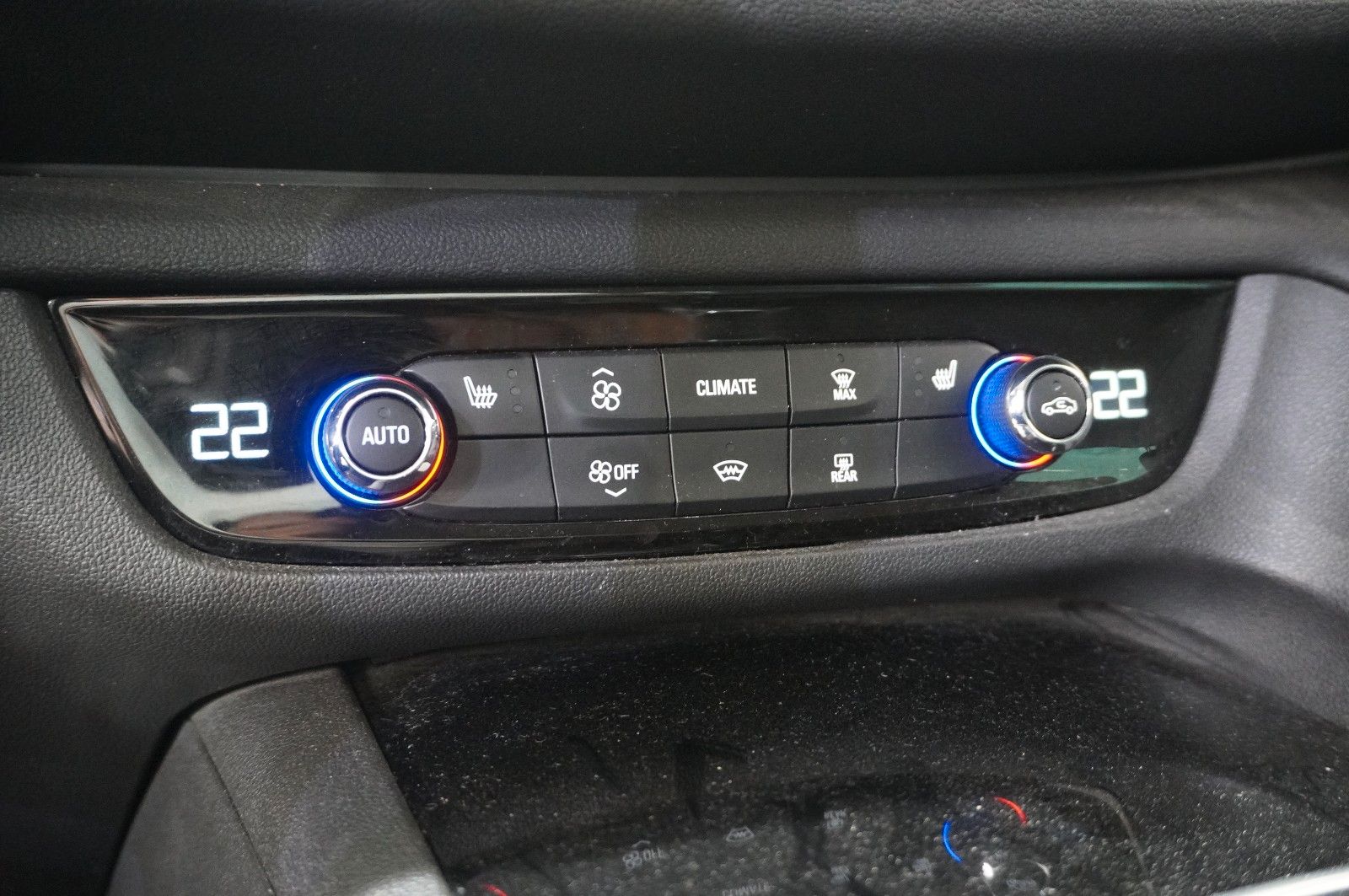 Fahrzeugabbildung Opel Insignia B ST 1.5T DYNAM. NAVI/LED/KAMERA/VIRTU.
