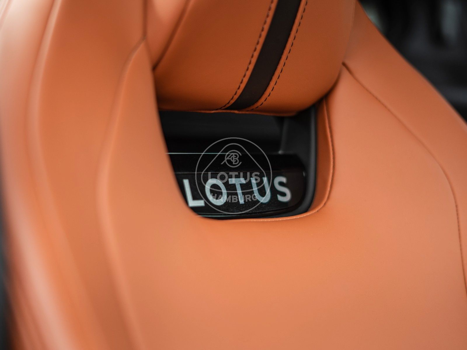Fahrzeugabbildung Lotus Emira V6 First Edition