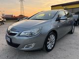 Opel Astra 1.7 CDTI 125CV CERTIFICATA COSMO - Opel Astra aus 2012 mit Diesel-Antrieb: Limousine