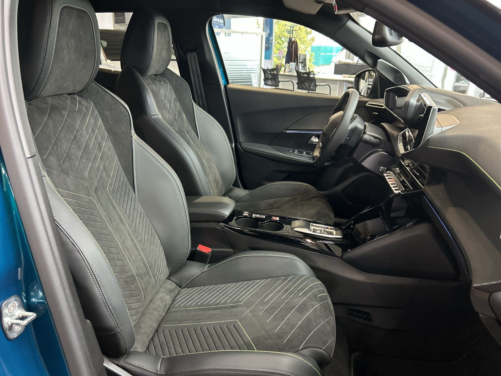 Peugeot 2008 - Bild 6