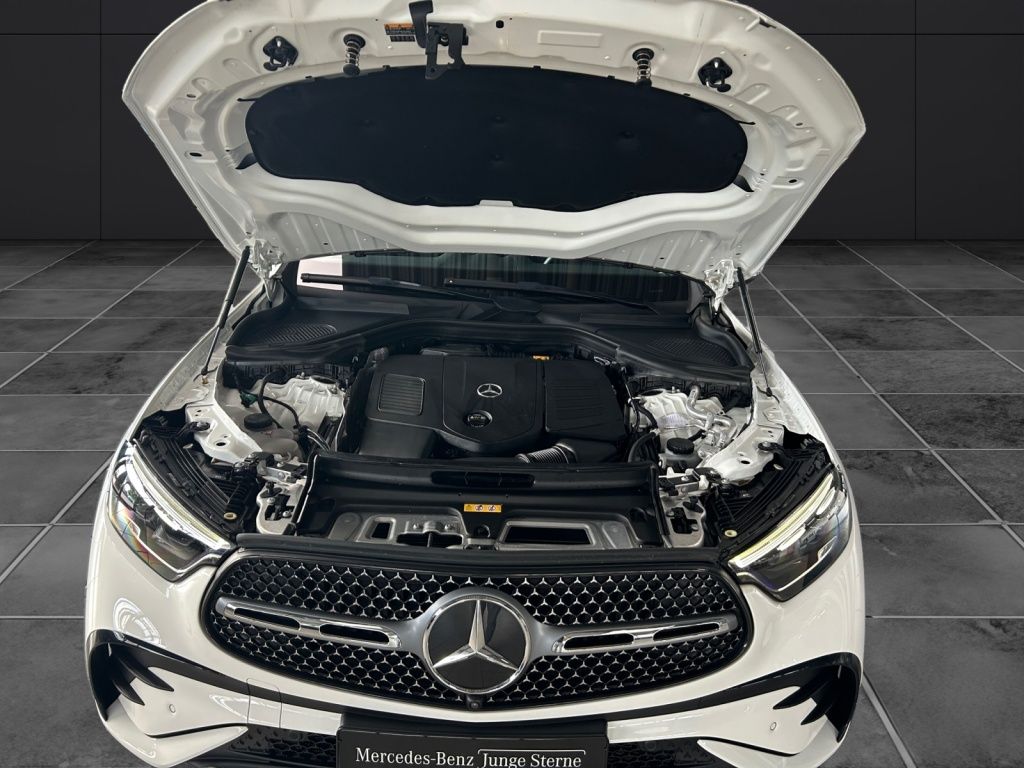 Mercedes-Benz GLC 300 e 4M AMG Night 20'' Digital Burmester foto 21