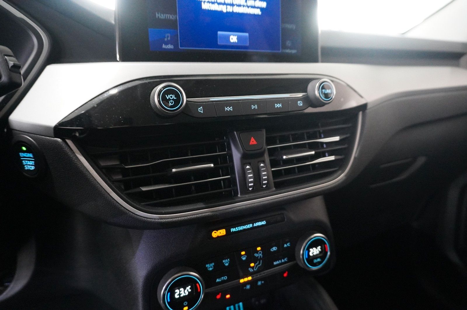 Fahrzeugabbildung Ford Kuga 2.5 HYBRID COOL & CON. NAVI/LED/SPORT/DAB+