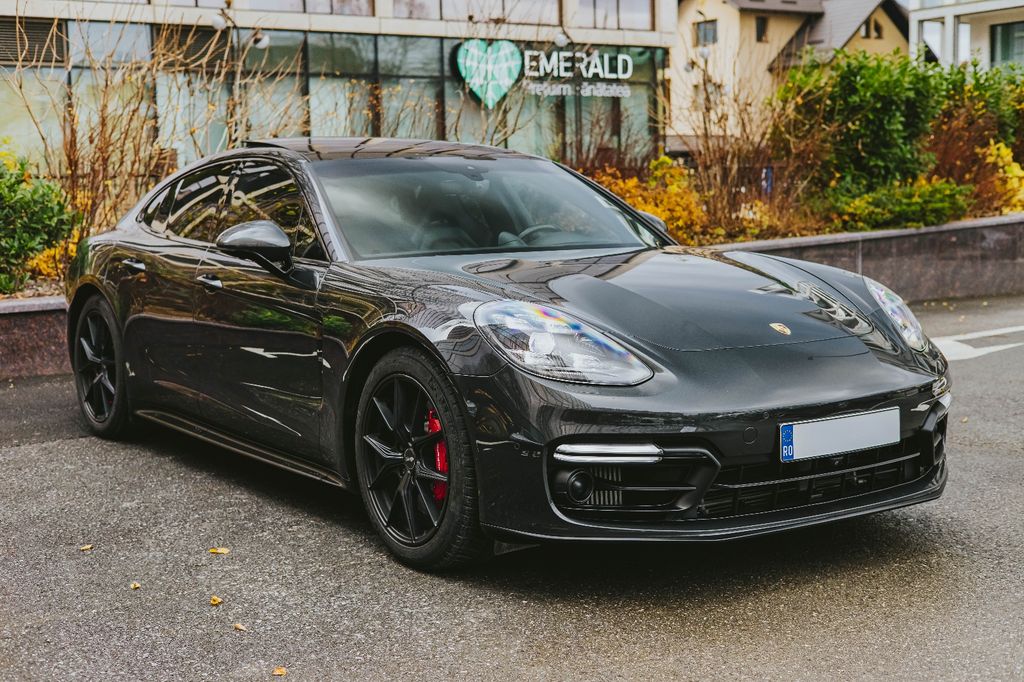 Image of Porsche Panamera