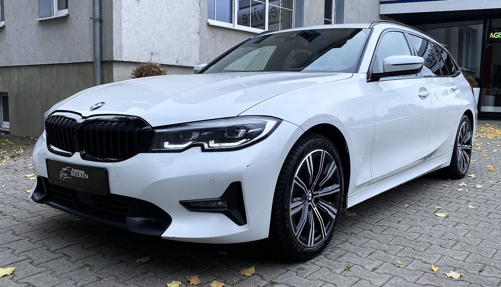 BMW 320 - 1