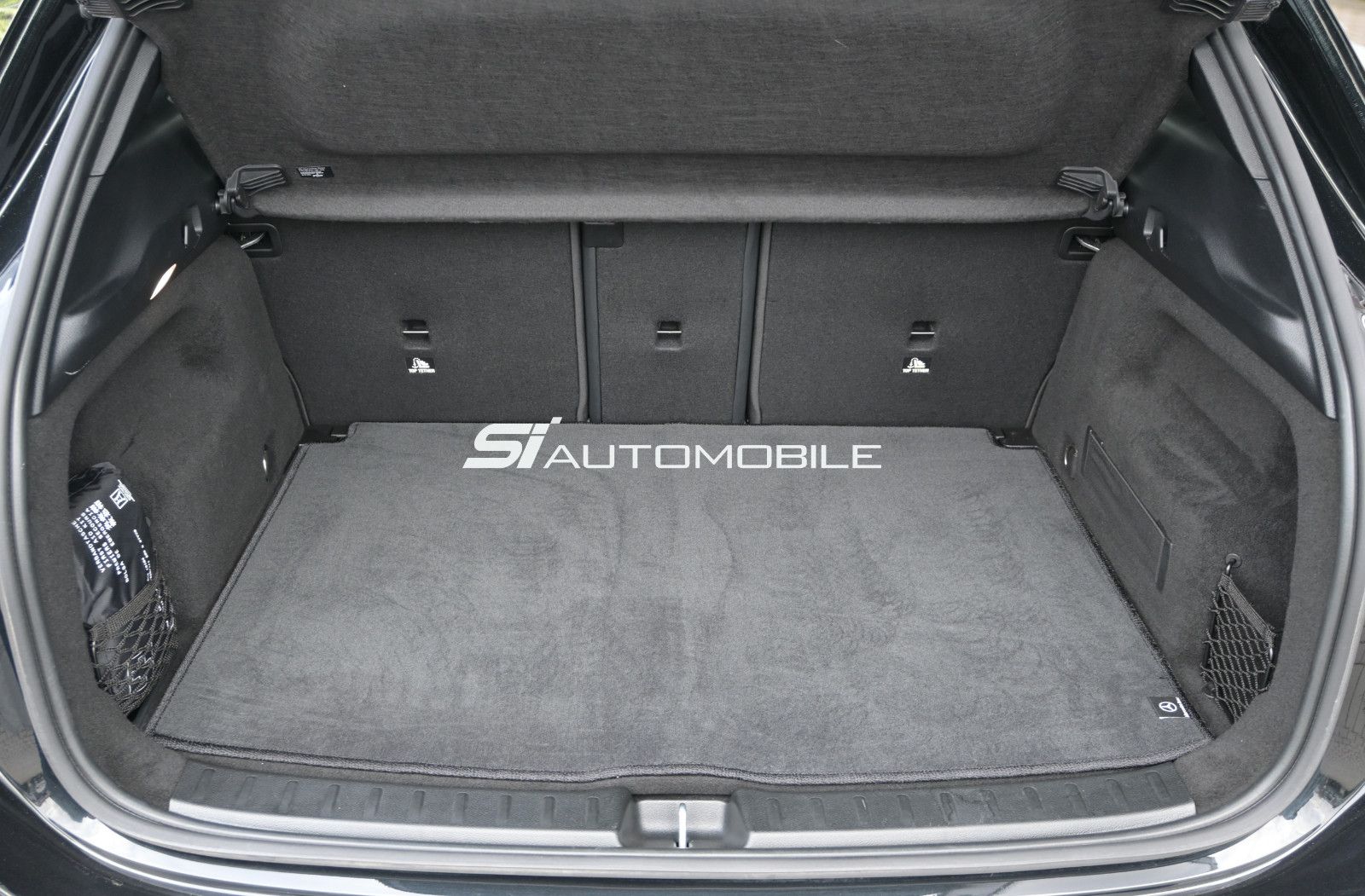 Fahrzeugabbildung Mercedes-Benz GLA 180 d DCT Progressive °ACC°PANO°MEMO°KEYLESS
