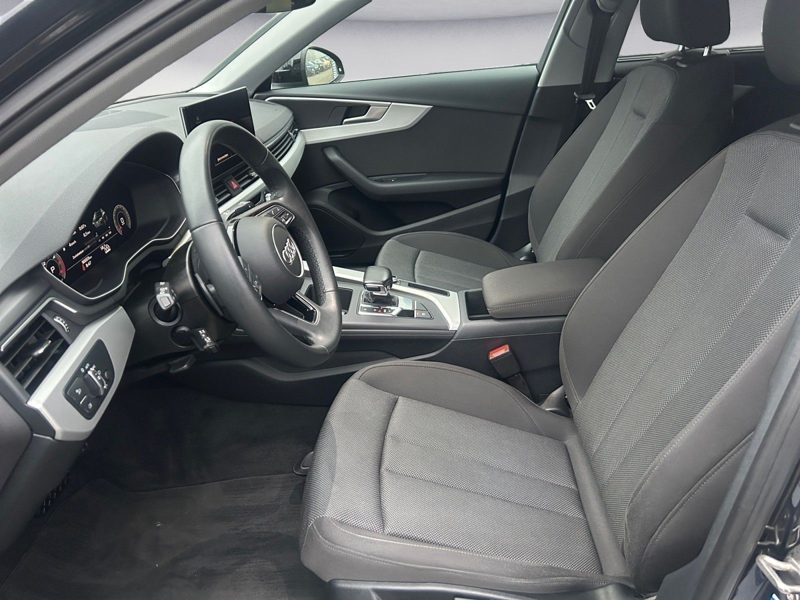 Audi A4 - Bild 8