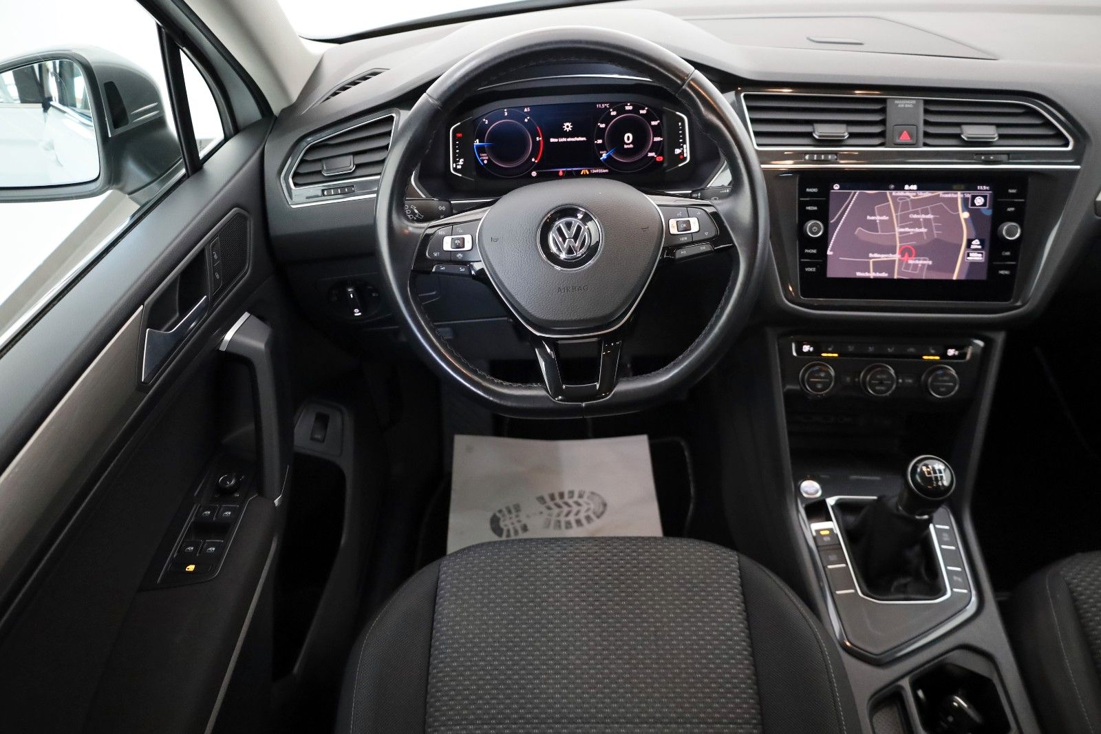 Fahrzeugabbildung Volkswagen Tiguan Allspace Comfortline,Navi,SH,ACC,AHK,+WR