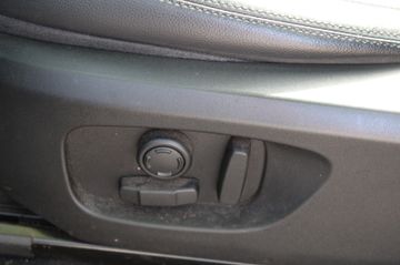 Land-Rover Discovery Sport - 11
