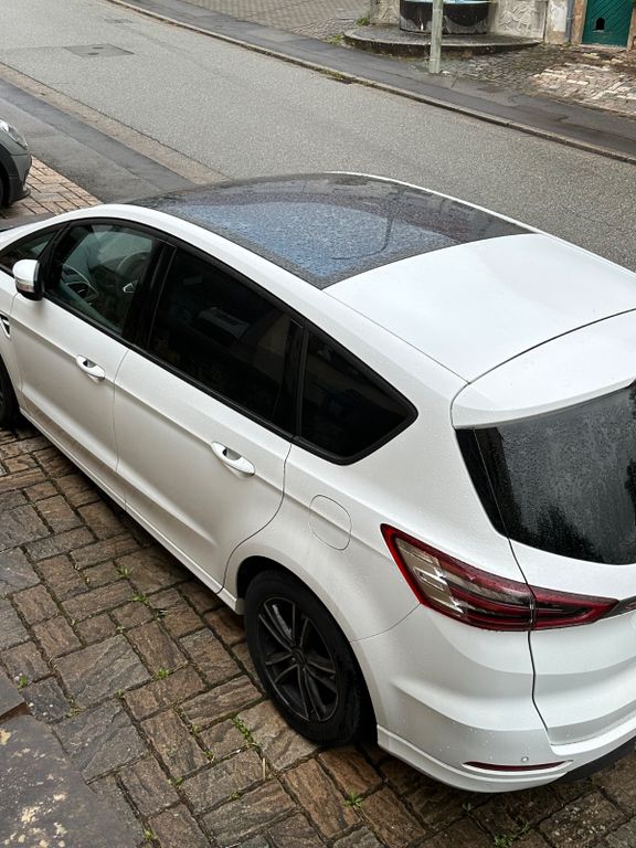 Image of Ford S-Max