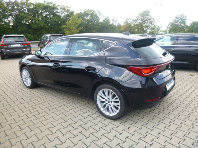 Fahrzeugabbildung Seat Leon 1,5 eTSI Lim Xcellence >AUT/AHK/FullLink<