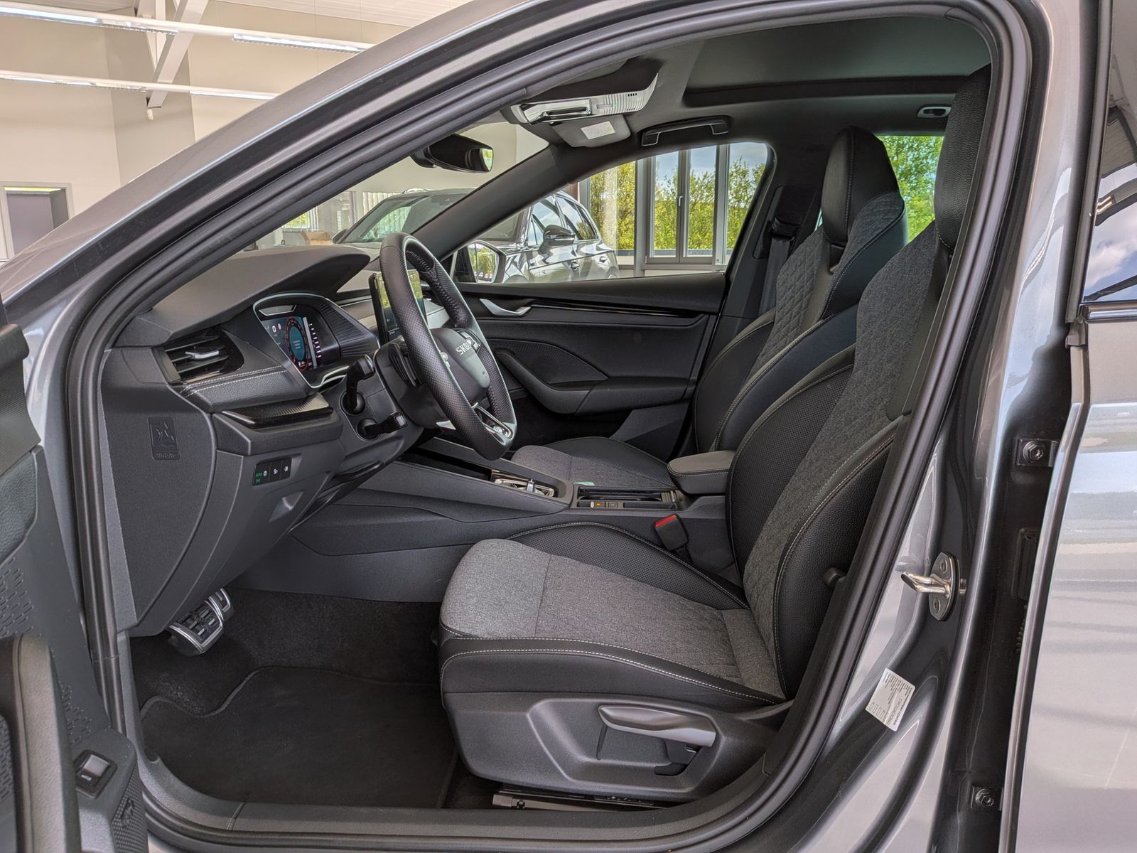 Fahrzeugabbildung SKODA Octavia 2.0 TDI Sportline Matrix Canton Pano ACC