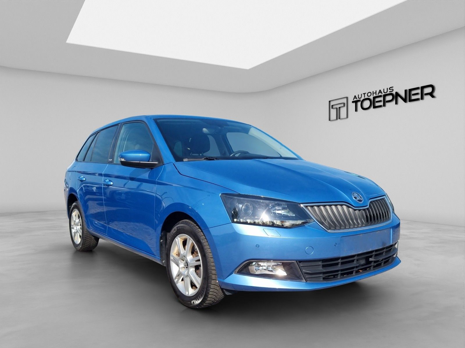 Fahrzeugabbildung SKODA Fabia Combi Joy 1,2 TSI DSG Navi GRA PDC