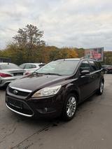 Ford Focus Turnier *1.Hand*Tempomat*Schiebed.*Sitzh.* - Ford Focus aus 2007: Kombi