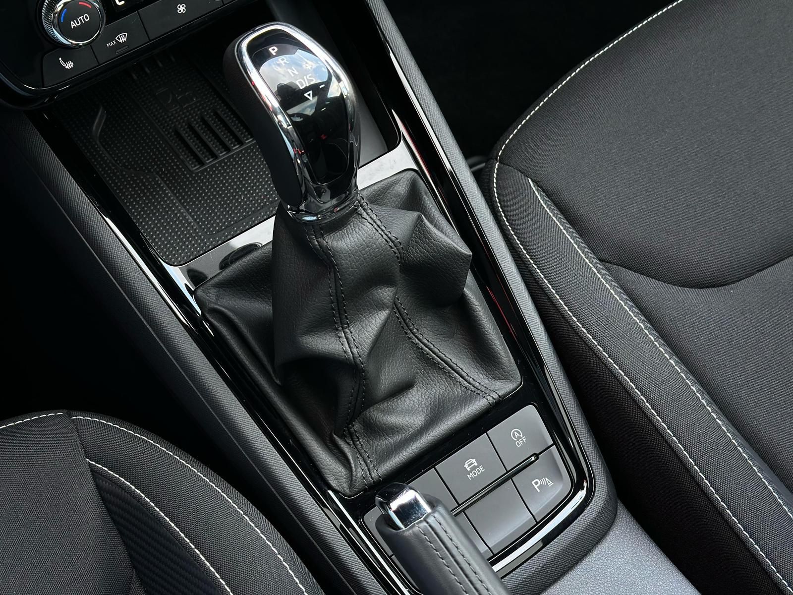 SKODA Scala 1.0TSI MONTE CARLO MATRIX#AHK#TEMPO#SPUR - Image 15