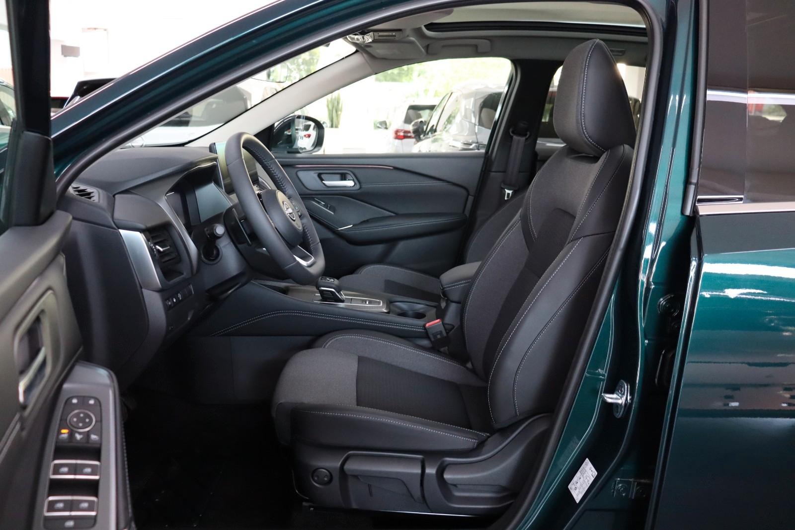 Nissan Qashqai 1.3 N-Connecta Pdach LED TLeder SOFORT, миниатюра 12