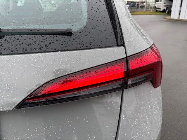 Fahrzeugabbildung SKODA Scala 1.5TSI DSG Selection +NAVI+RFK+SHZ+PDC+LED