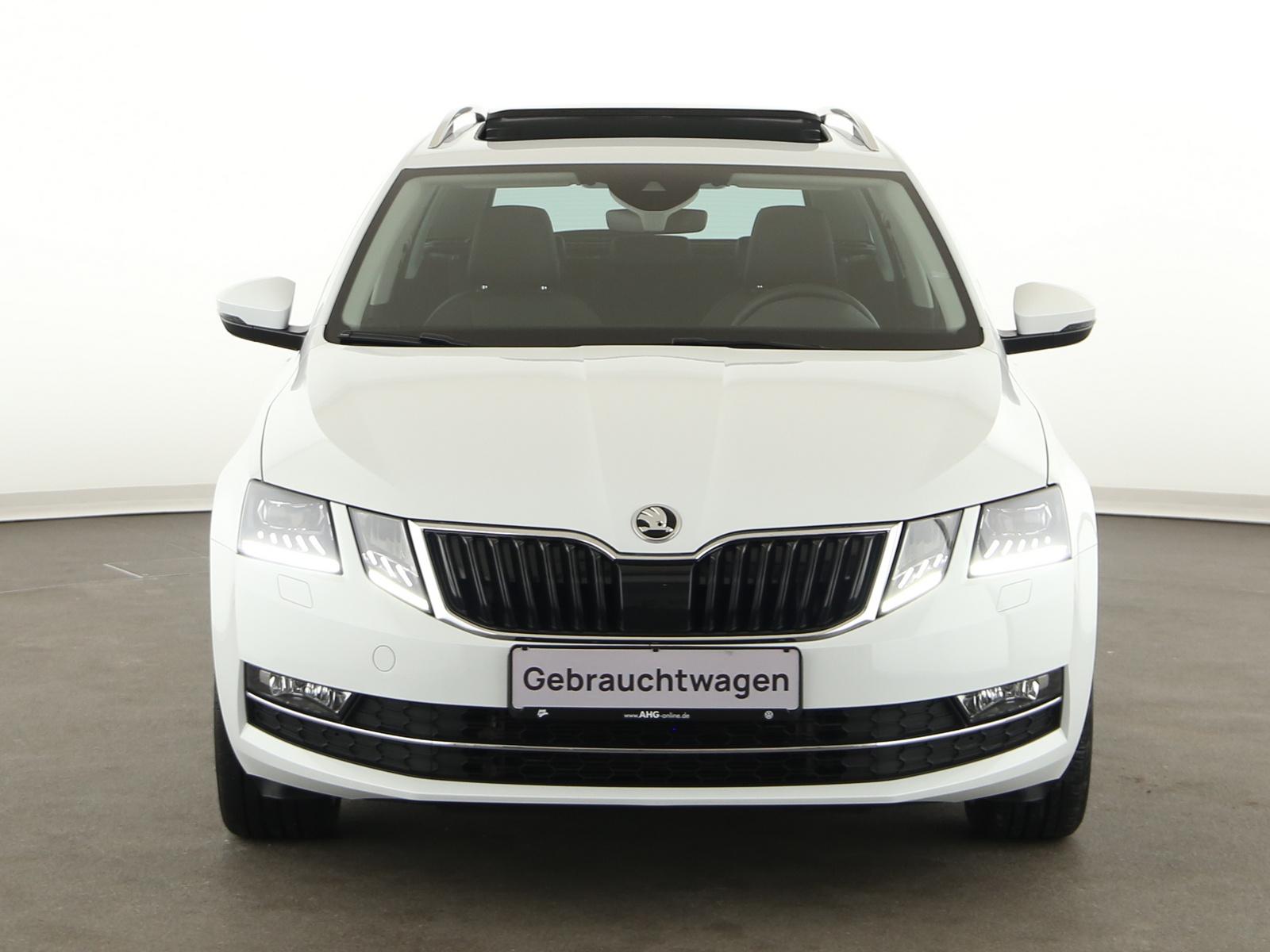 Skoda Octavia Combi 2.0TSI 190PS DSG Style Navi Pano.d
