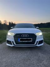 Audi A3 40 TFSI S tronic quattro sport Sprtback - gebrauchte Audi A3 aus dem Jahr 2020