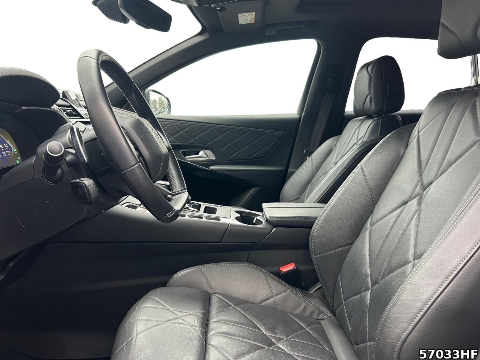 Fahrzeugabbildung DS Automobiles DS7 Crossback E-Tense 225 Rivoli +DAB+LED+AWD+