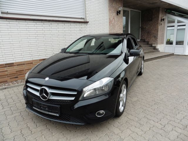 Mercedes-Benz A 220 CDI / d BlueEfficiency Automatik